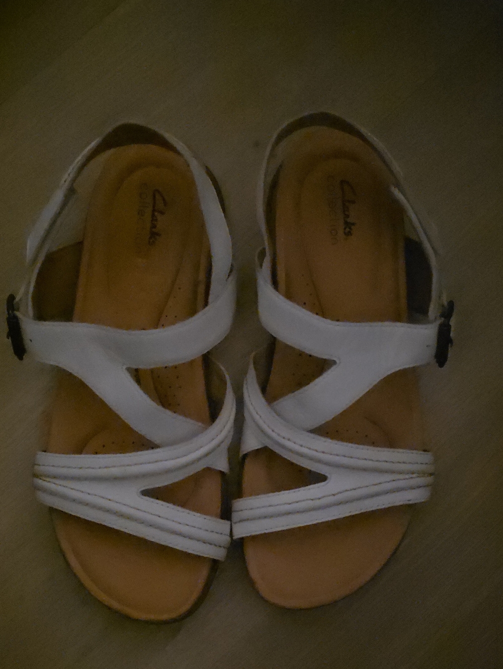 Clarks Brynn Step White Leather Sandal